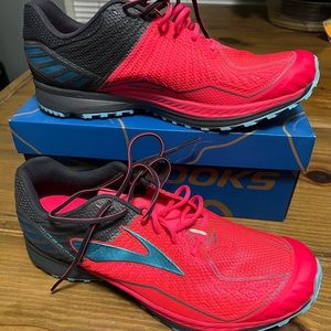 Brooks Mazama Running Shoes, Diva Pink, Size 11